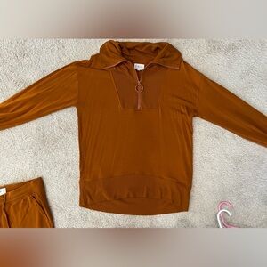 Lou & Grey Burnt Orange SignatureSoft Top